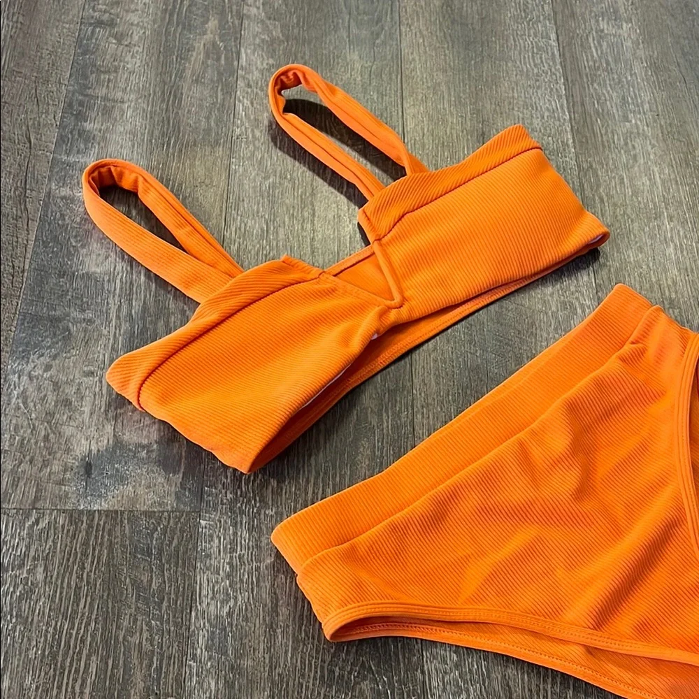 Vibrant Orange Bikini Set - Picture 2 of 3